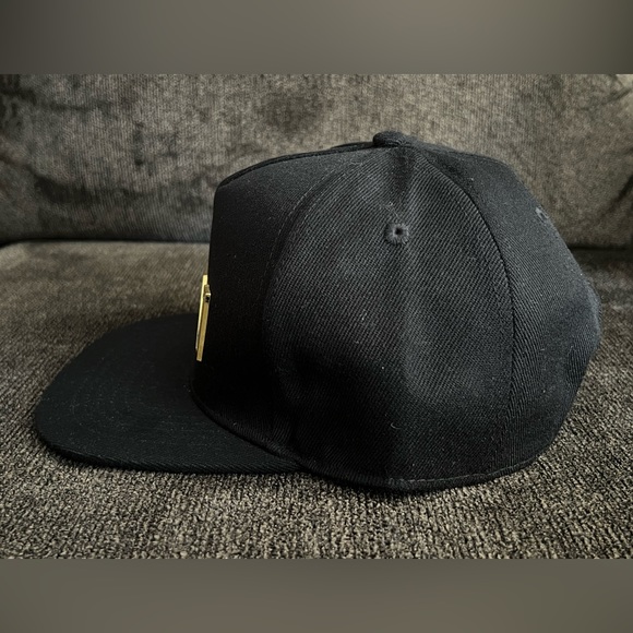 Migos Yung Rich Nation Gold Letters Logo Cap -NWT - Picture 2 of 9